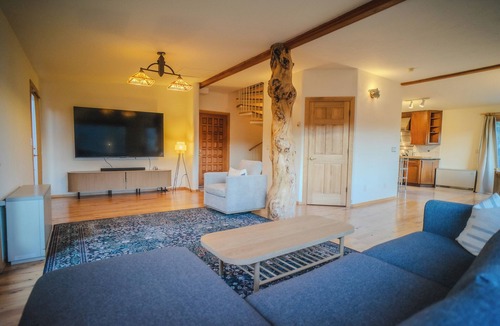 Alpine Village House | Unbeatable 🏔️ views, hike & ATV from the house, fish the Rio Grande in 2 mins