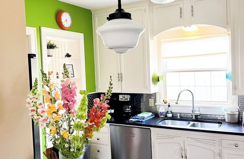 Rose Park House | Unique and Fun Bungalow in Central Missoula - close to everything!