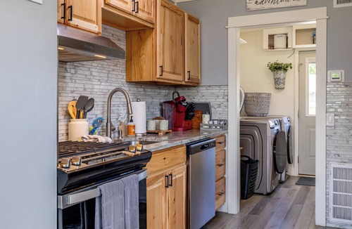 Cody House | Updated 2-bedroom home in Cody, WY! Sleeps up to 6, with A/C