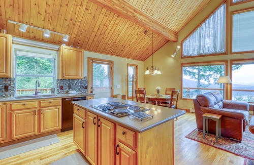Rosario House | Updated Eastsound home w/million dollar views