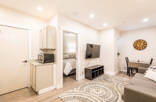Great Falls Apartment | Updated One Bedroom Apartment
