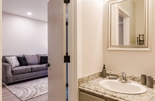 Great Falls Apartment | Updated One Bedroom Furnished Apartment