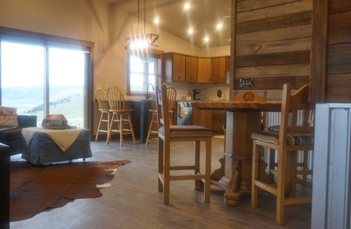Glacier Country Cabin | Upscale cabin, 10000 acre cattle ranch. Views, abundant wildlife & hiking.