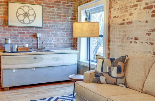 Sparta Apartment | Walkable Sparta Suite Near Blue Ridge Adventures!