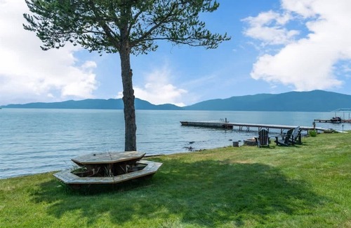 Sandpoint House | Waterfront Home | Dock, Hot Tub, & Dog Friendly!