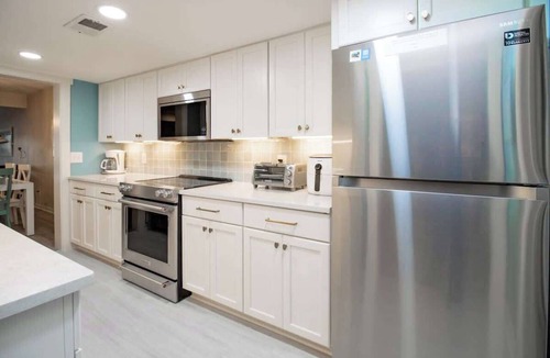 South Beach Condo | Waterfront Villa w/Dock Near Beach on Hilton Head