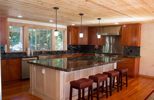 Troy House | Wedding and Event Venue on Bull Lake!