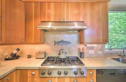 West Glacier House | West Glacier Home with Majestic Mountain Views!