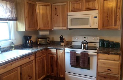 Georgetown Cabin | Whispering Pines Guest Cabin At Georgetown Lake - Family & Pet Friendly, Hot Tub
