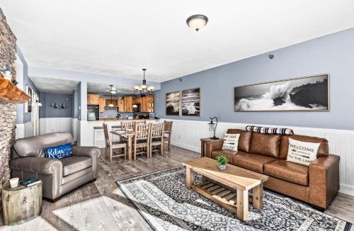Two Harbors Apartment | Whispering Pines Lake Views King Suite, 2 Queen Beds, Kitchen and Heated Pools