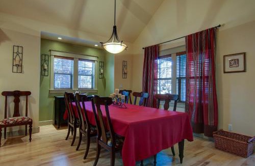 Bend House | Wild Meadow