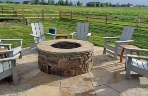 Victor House | Wild Mustang Ranch