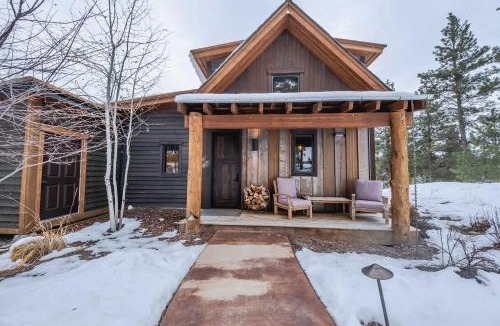 Eureka House | Wilderness Club Cottage on 18th Green