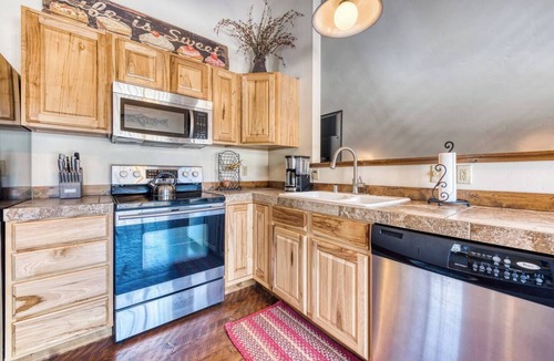 Conner Cabin | Wonderful 2 Bed 2 Bath Cabin on The Bitterroot River