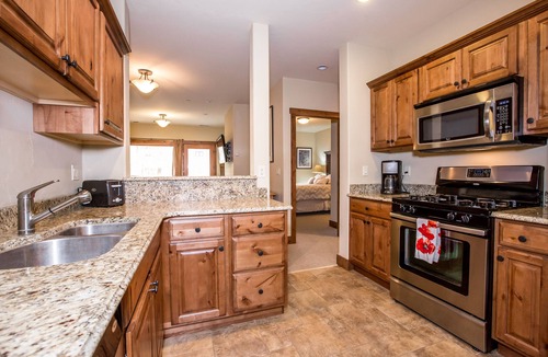Whitefish Condo | Wonderful ski and summer condo /AC for hot days/underground parking