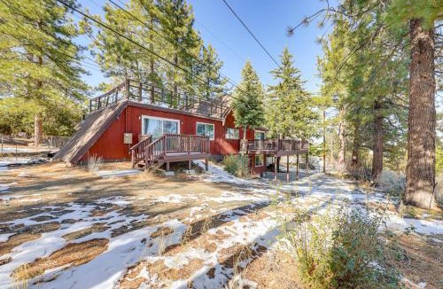 Wrightwood House | Wraparound Deck & Grill: Wrightwood Cabin Near PCT