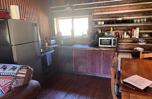 Gardiner Cabin | Yellowstone Park - Cabin On Private Creek, Other Lodging, Close To Activities