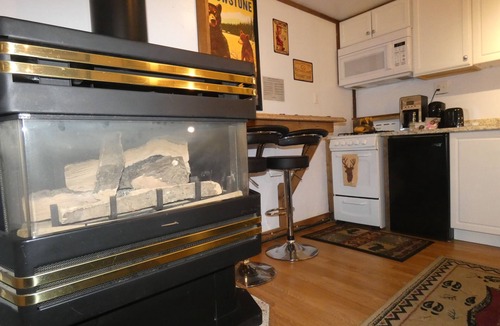 West Yellowstone Apartment | Yellowstone Studio #1. Just One Mile From Yellowstone's Main Entrance