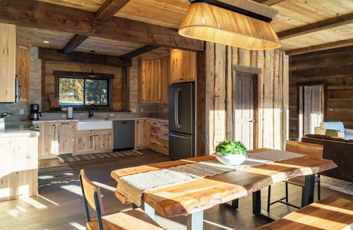 Zion National Park East Entrance House | Zion Mountain Ranch