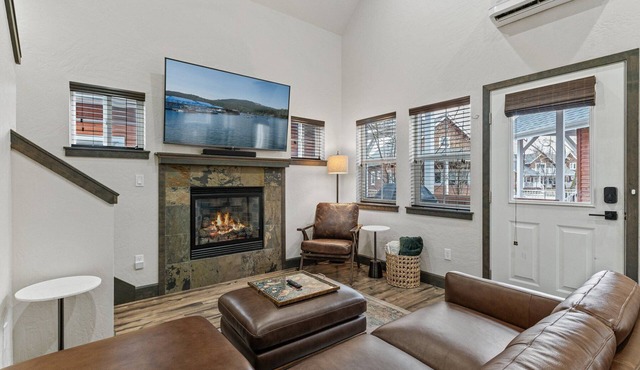 1 Bedroom with Loft Parkside Bungalow
