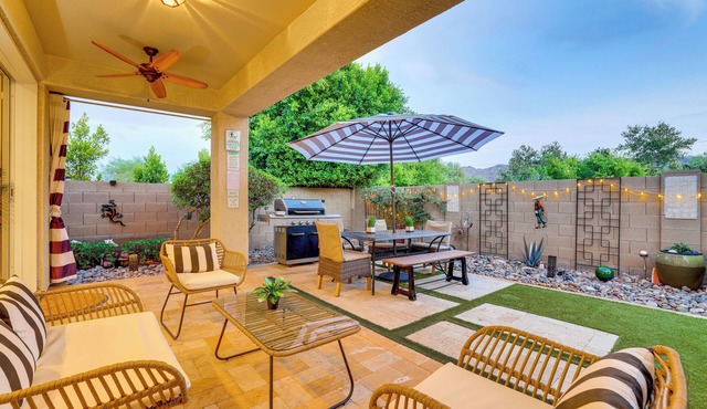 1 Mi to South Mountain Park: Home w/Pool Access!