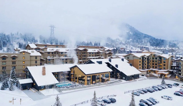 2 Warm & Inviting Lodges Near Jackson Hole Mtn w/Hot Tub & Outdoor Pool
