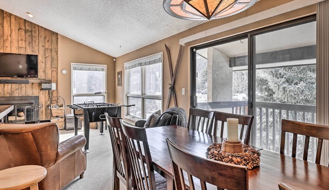 3BR Riverfront Retreat, Walk to Vail & BC Shuttles