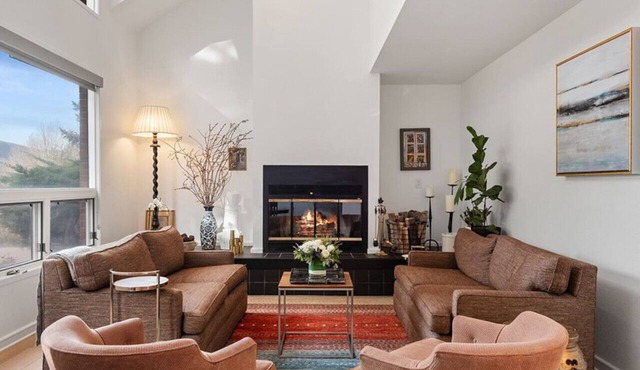 4-Bedroom Basalt Home with Sopris Views