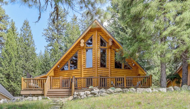 Beach & Dock Access! Waterfront Payette Lake Home