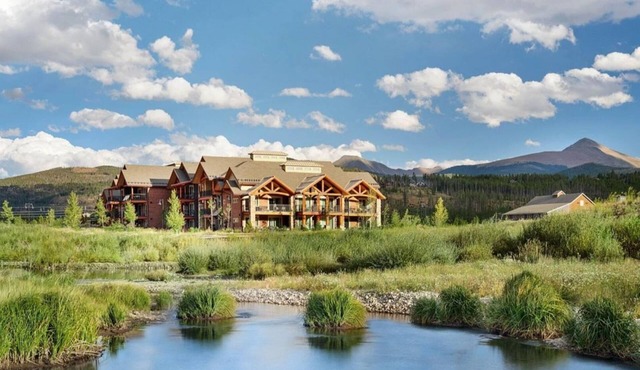 Breckenridge 1BR Villa at The Ranahan –Full Kitchen, Fireplace & Mountain Escape