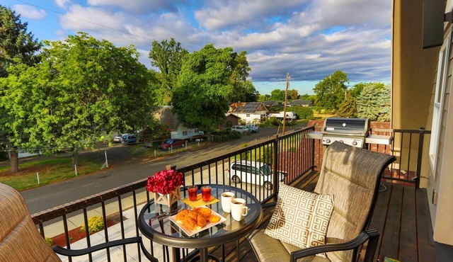 Bright Loft Near Wineries & Park | Sleeps 6