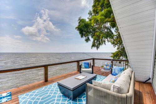 Cabin on Albemarle Sound w/Dock & 2 Kayaks