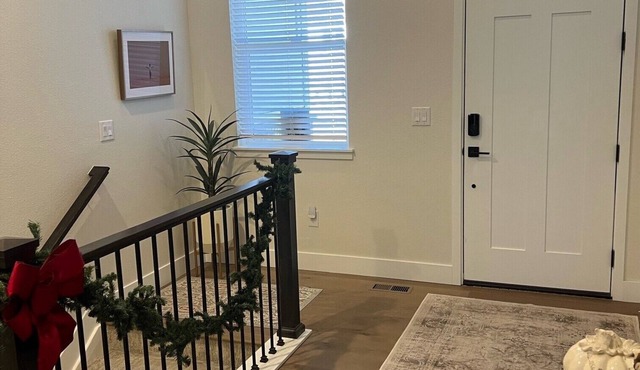 Charming 2-bedroom apartment with great amenities, in peaceful Castle Pines