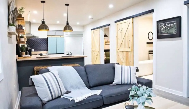 Charming Duplex Retreat in the Heart of Appleton