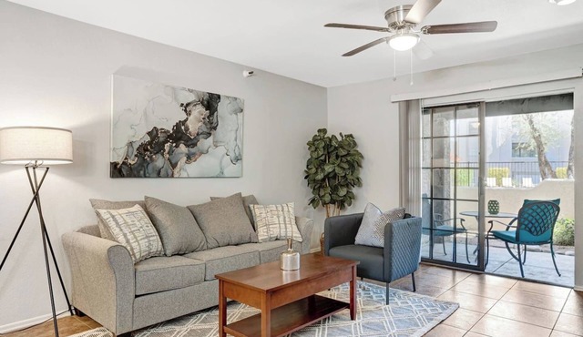 Cozy 1BR Condo Near Old Town Scottsdale