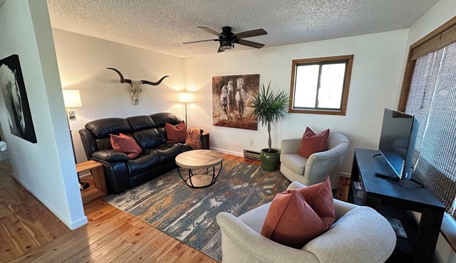 Exclusive stay on a working ranch nestled in the tranquil prairies of Montana.