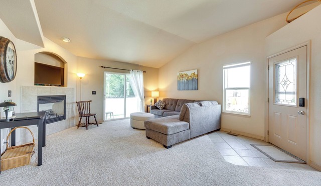 Game Room: Centrally Located Colorado Springs Gem