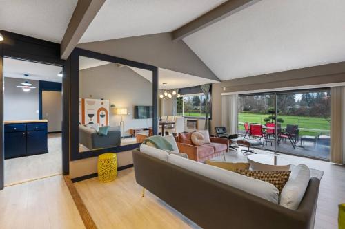 Golfview Ranch in Gresham