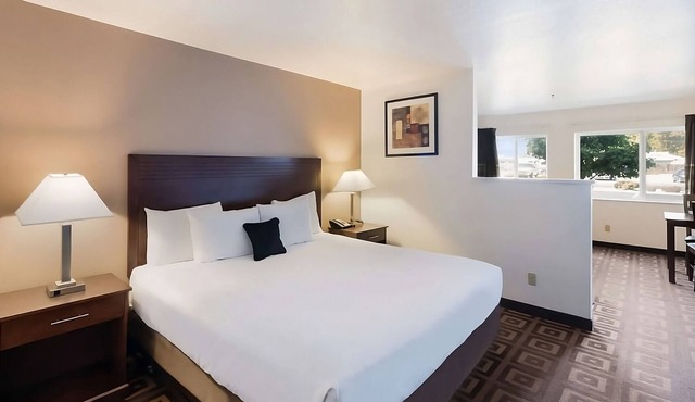 Great Relaxing Overnight Stay! Close to Columbia River and Bateman Island!