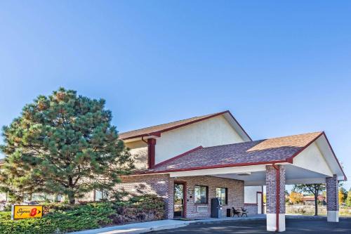 Greeley Valley Lodge