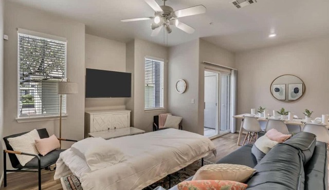 Ground Floor King Beds Pool Gym Near Hill AFB