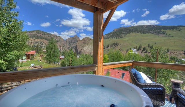 Hot Tub | Unparallel Views | Dogs Welcome | Walk to Downtown Creede