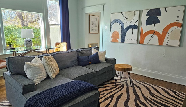Hotel Style Stays! Near Main Street. W/D Onsite. No Cleaning Fees!