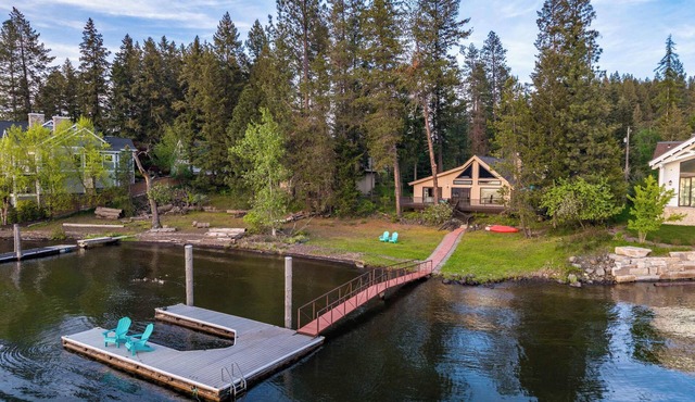 Lake Coeur d'Alene Cabin, 4BR Private Dock