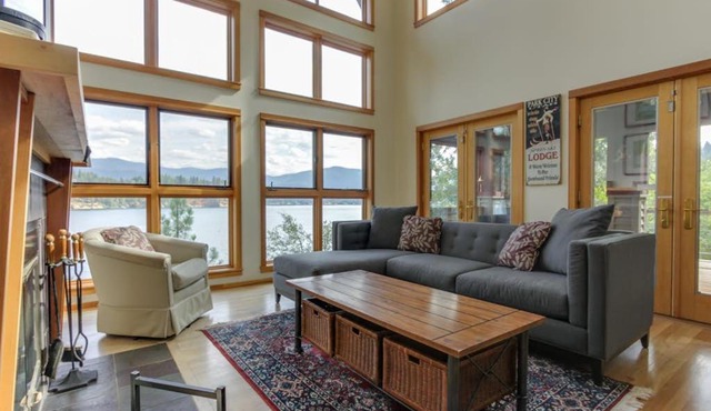 Lake House Private Dock & Decks 4BR