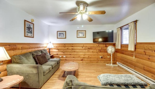 Lakefront Bemidji Getaway w/Community Beach!