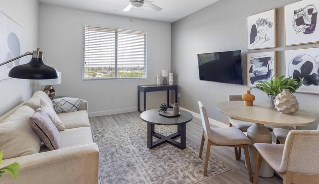Landing | Modern 2BD, Yoga Studio, Pool