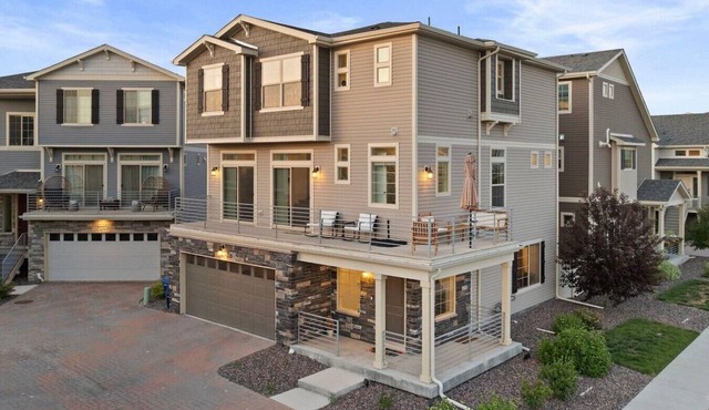 Large Retreat Pools Air Hockey Top Location!
