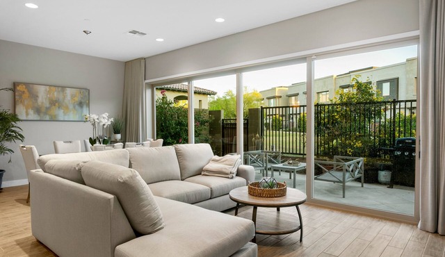 Modern townhome with private patio, grill, rooftop deck, on-site pool & gym