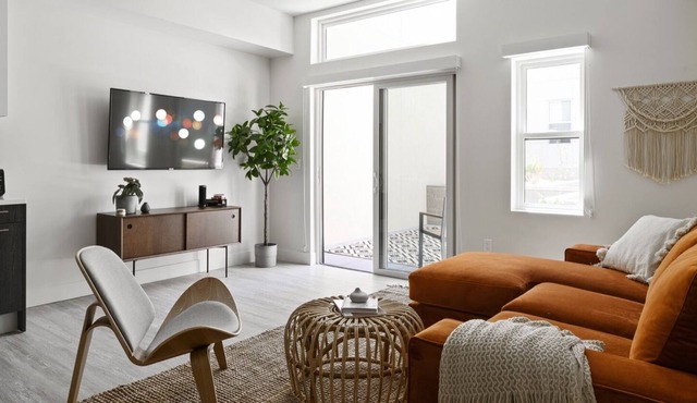Natural Influence | Modern Living | Espadín LoHi